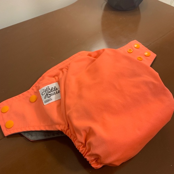 Bundle of Two All in One Diapers - Picture 4 of 8